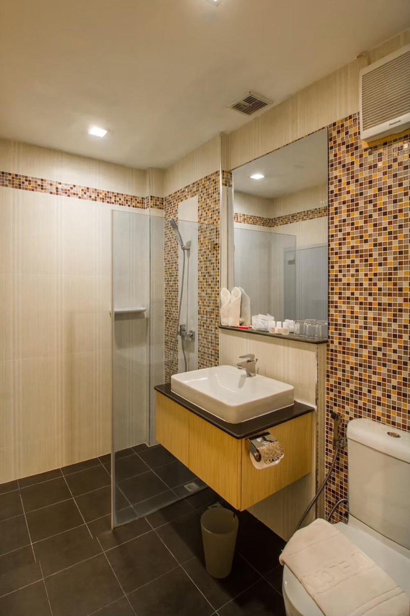 Delio Boutique Hotel Udon Thani Bagian luar foto