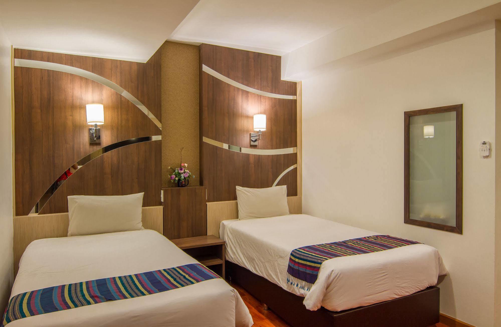 Delio Boutique Hotel Udon Thani Bagian luar foto